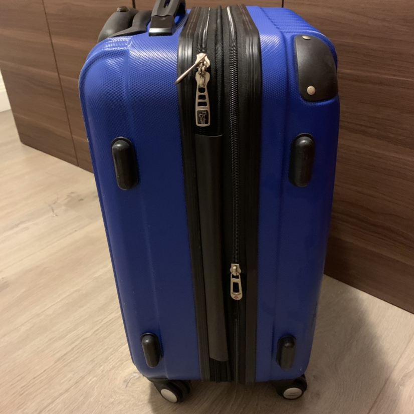 TRAVELERS CLUB Carry On Suitcase - photo 4