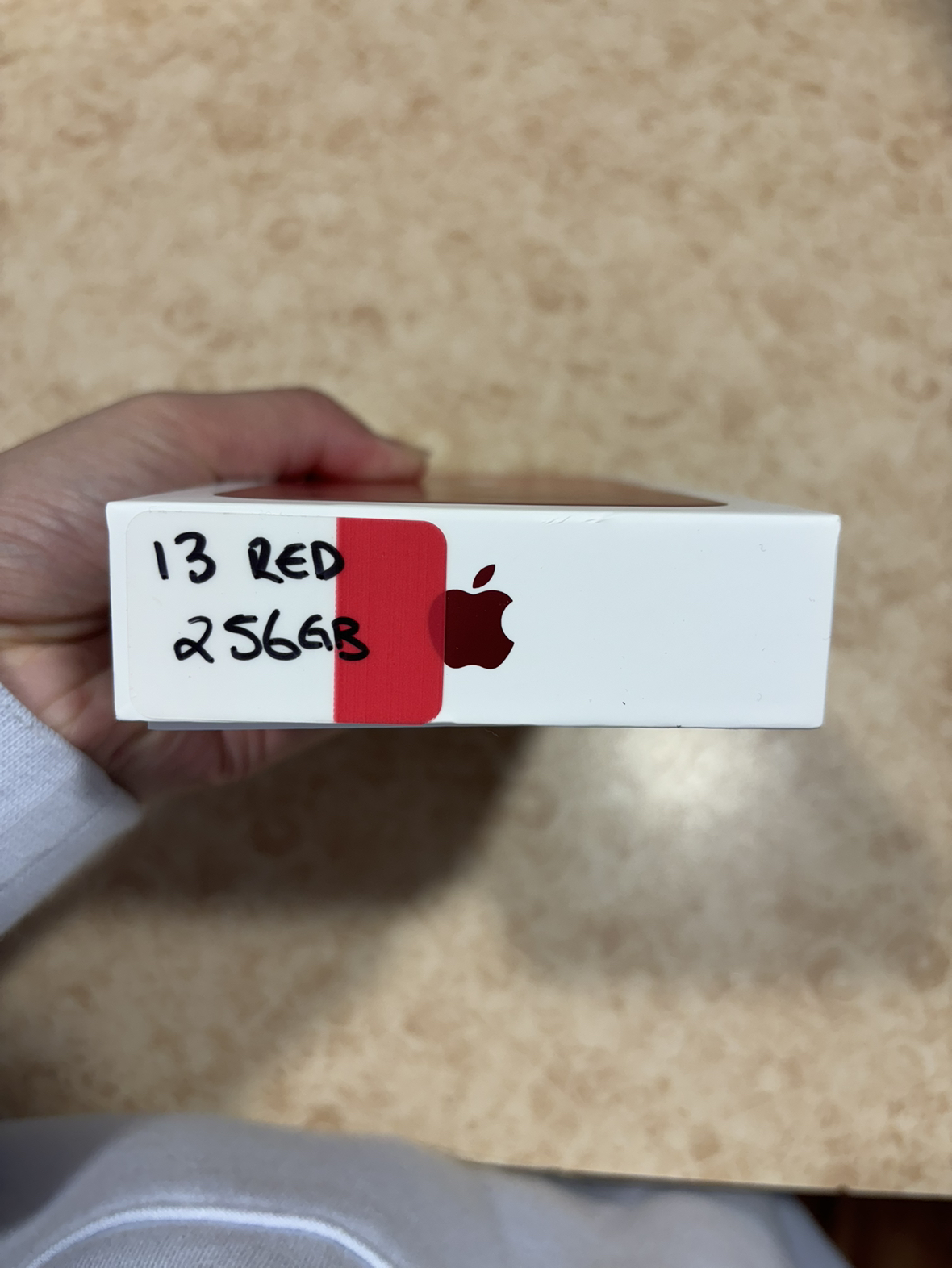 Iphone 13 - Red, Unlocked, 256GB image indicator(3)