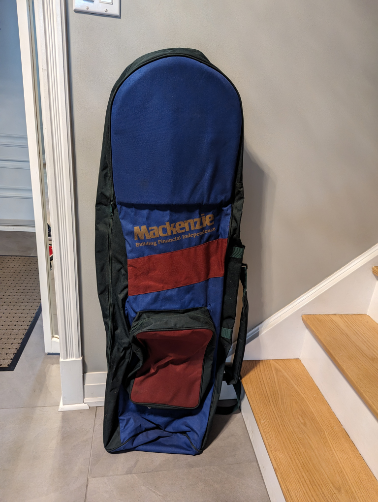 Brand NEW Golf Travel Bag Sturdy Canvas with Foam Cushioning