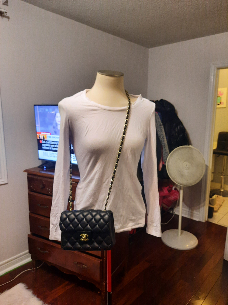 crossbody purse thumbnail