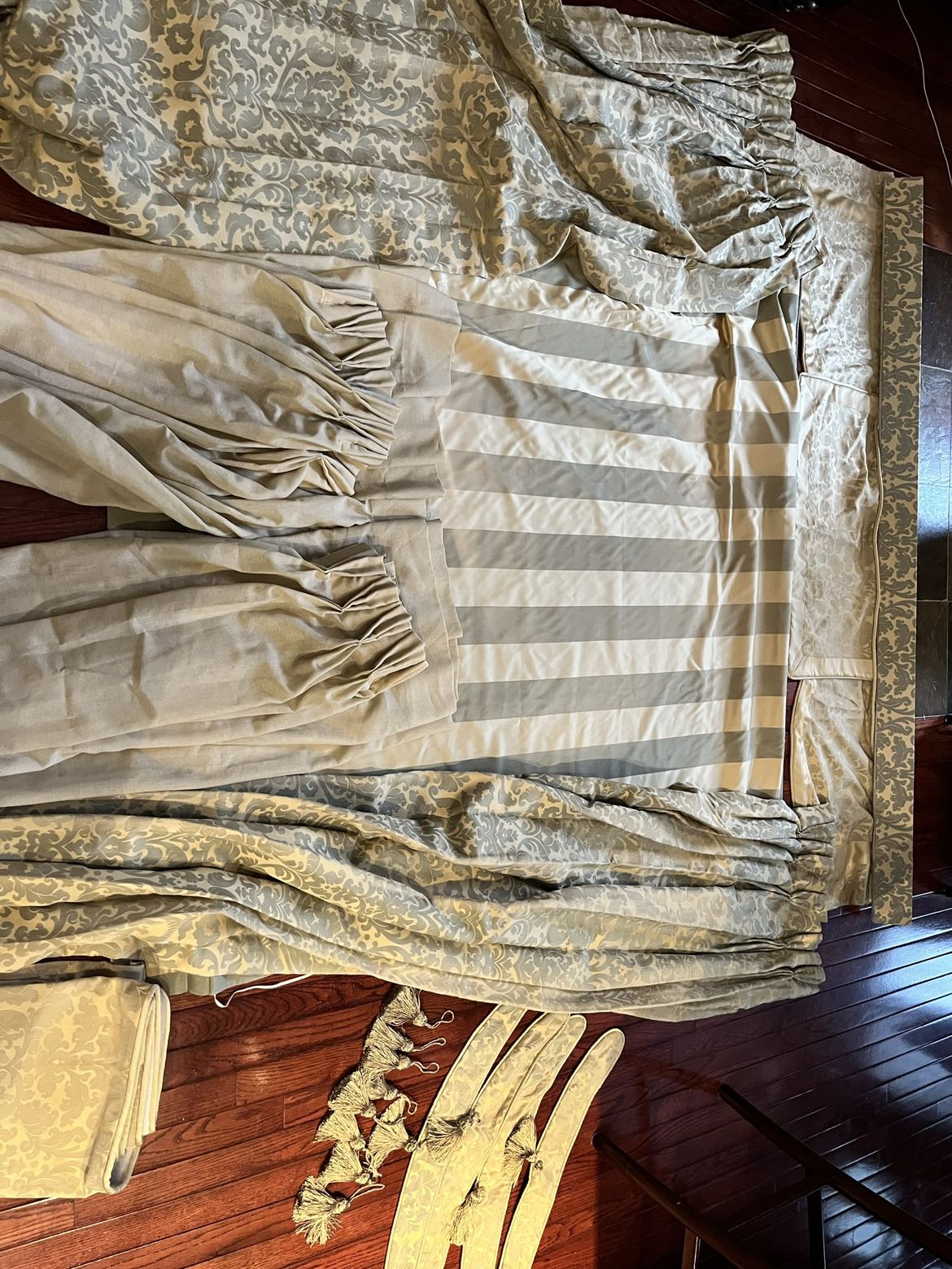 🥕Curtains, 2 sets, with Rods, Sheers not included image indicator(4)