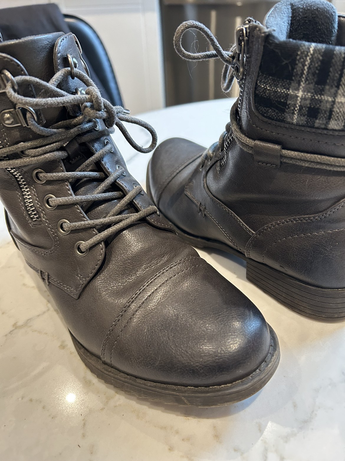Grey with plaid accent booties - photo 2