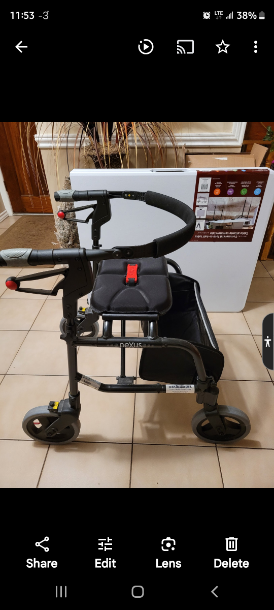 Walker/rollator with seat and storage basket - photo 2