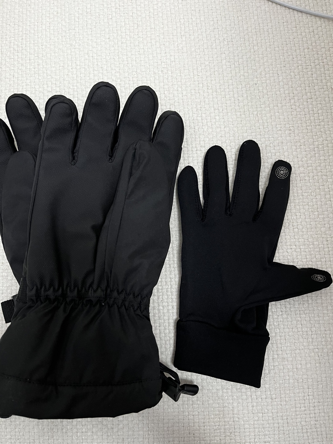NWOT The North Face ski gloves image indicator(4)