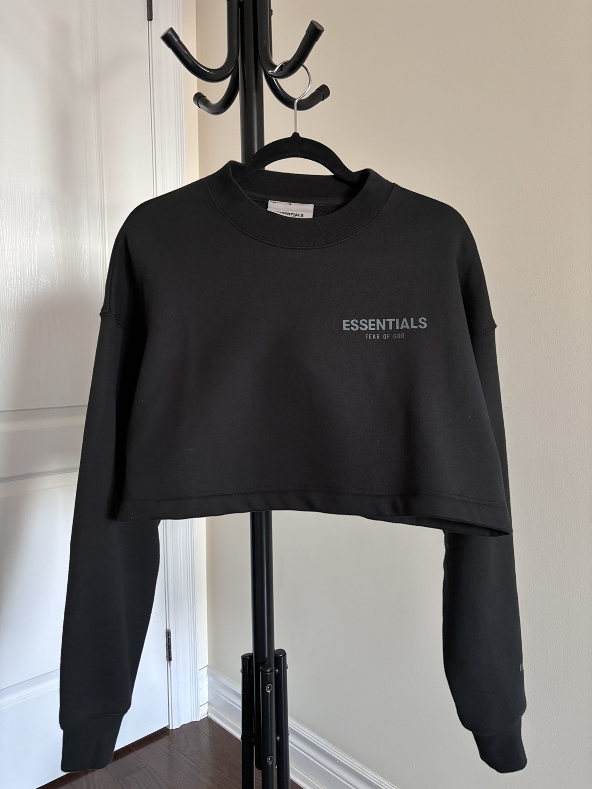 Essentials Fear of God Cropped Crewneck Sweater (Size: Kids XL)