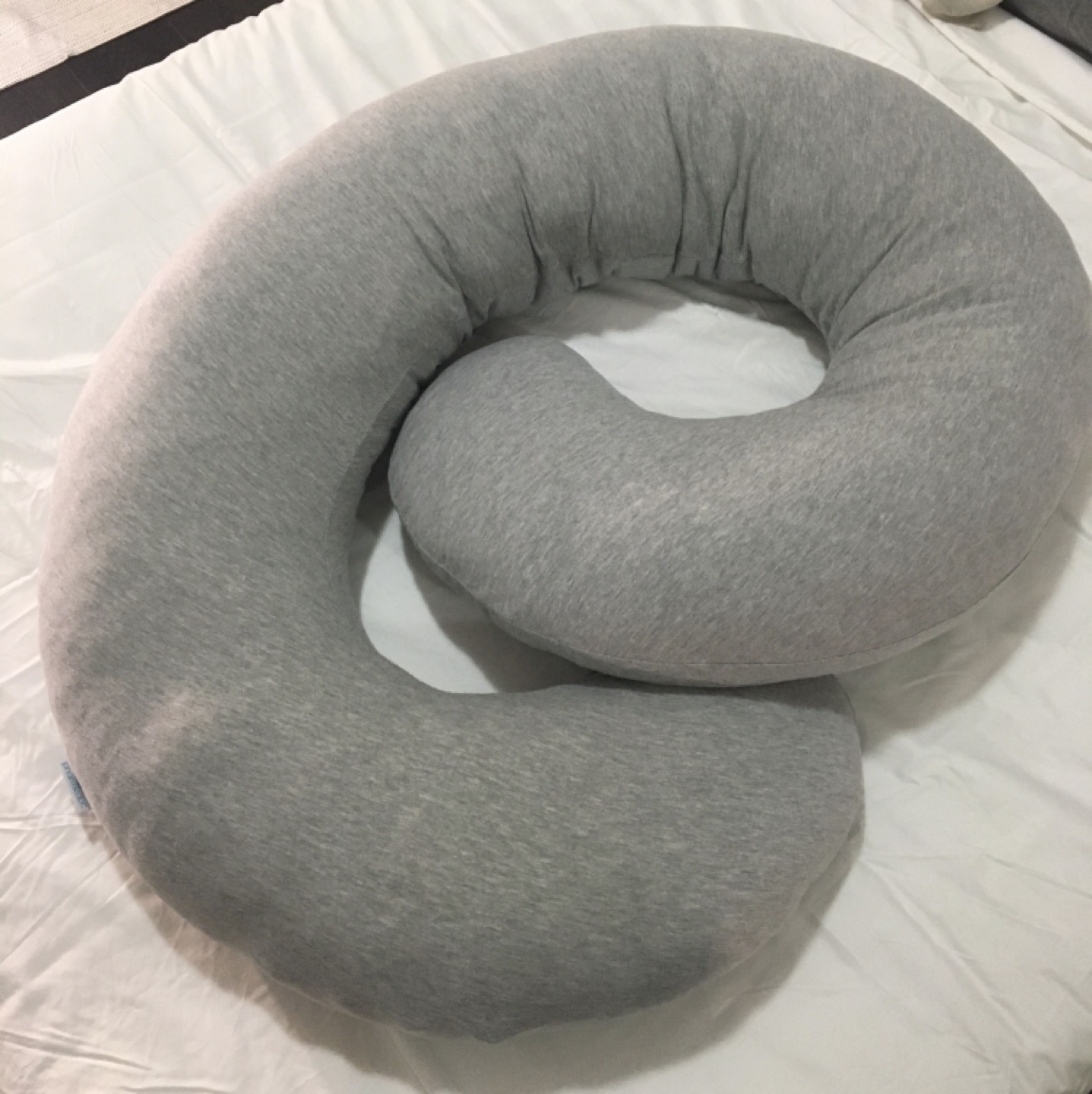 C-Shape Pregnancy Pillow #freecycle - photo 5