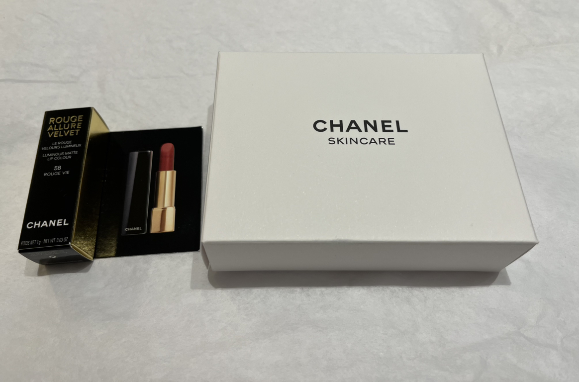 Chanel hairband & lipstick set thumbnail