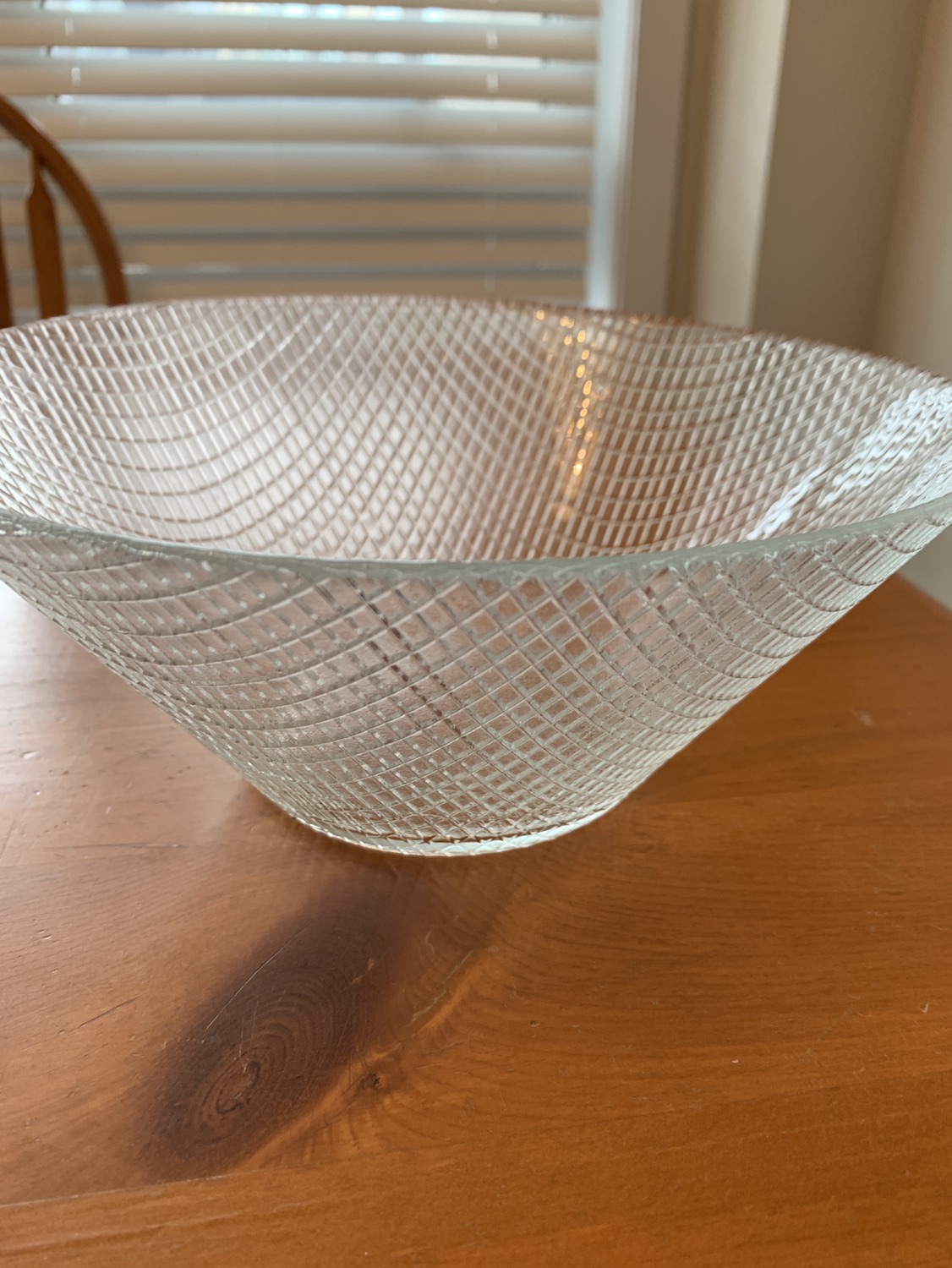 Two large glass bowls image indicator(3)