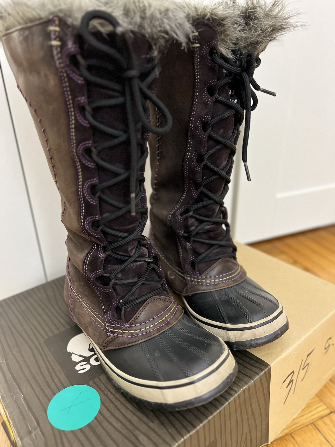 Sorel winter boots thumbnail