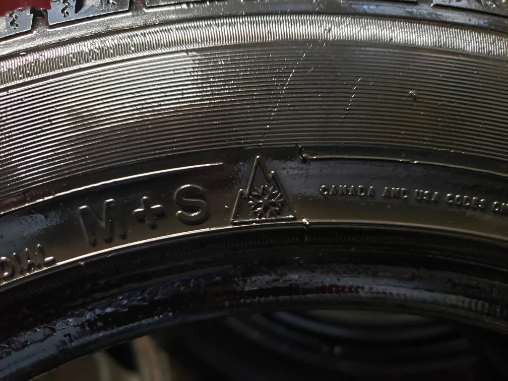 3 WINTER TIRES 195/55R15 image indicator(2)