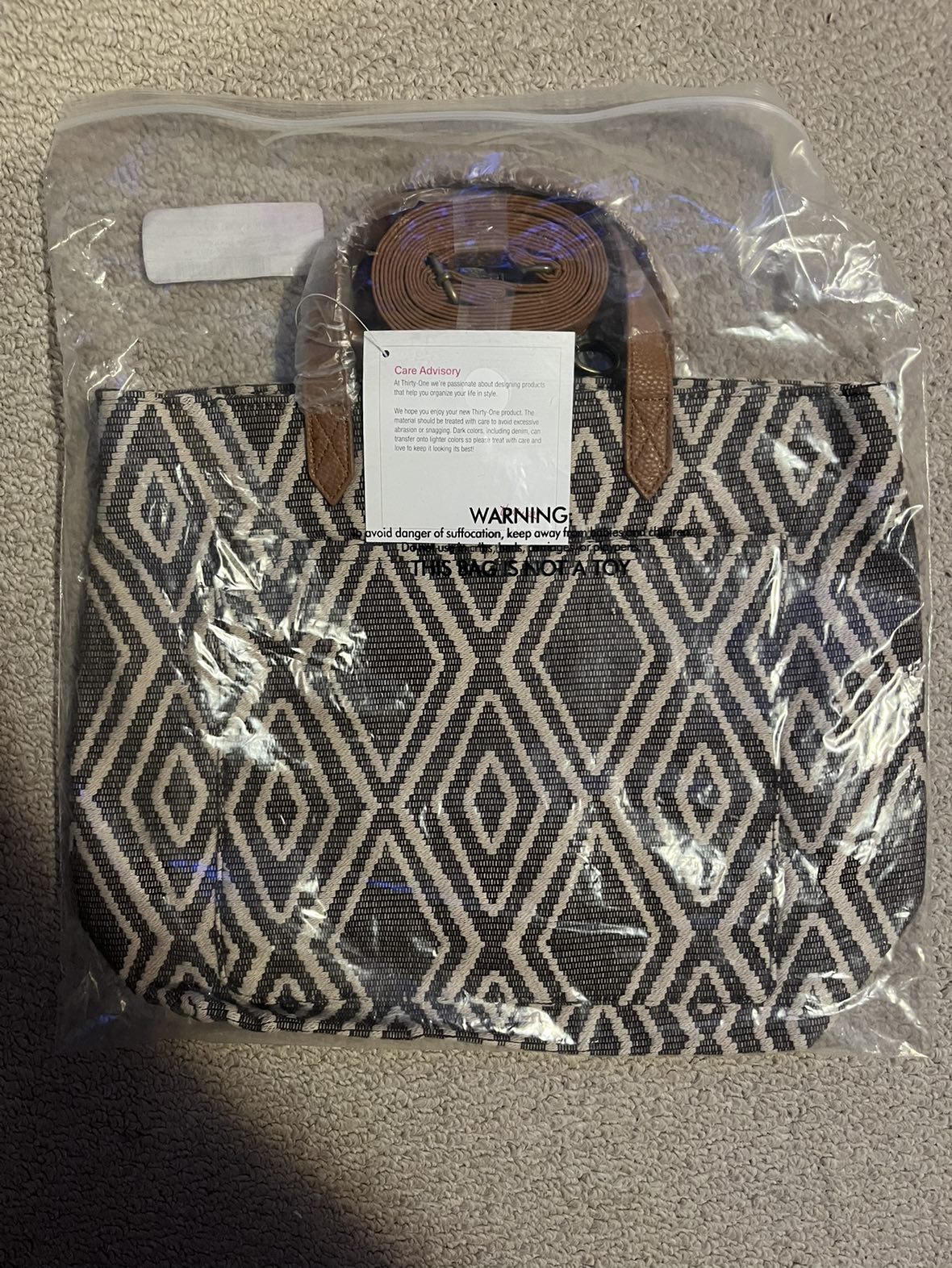 Thirty-one crossbody purse, new!!