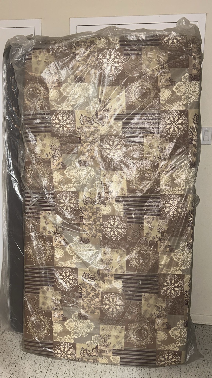 Mattress for sale thumbnail
