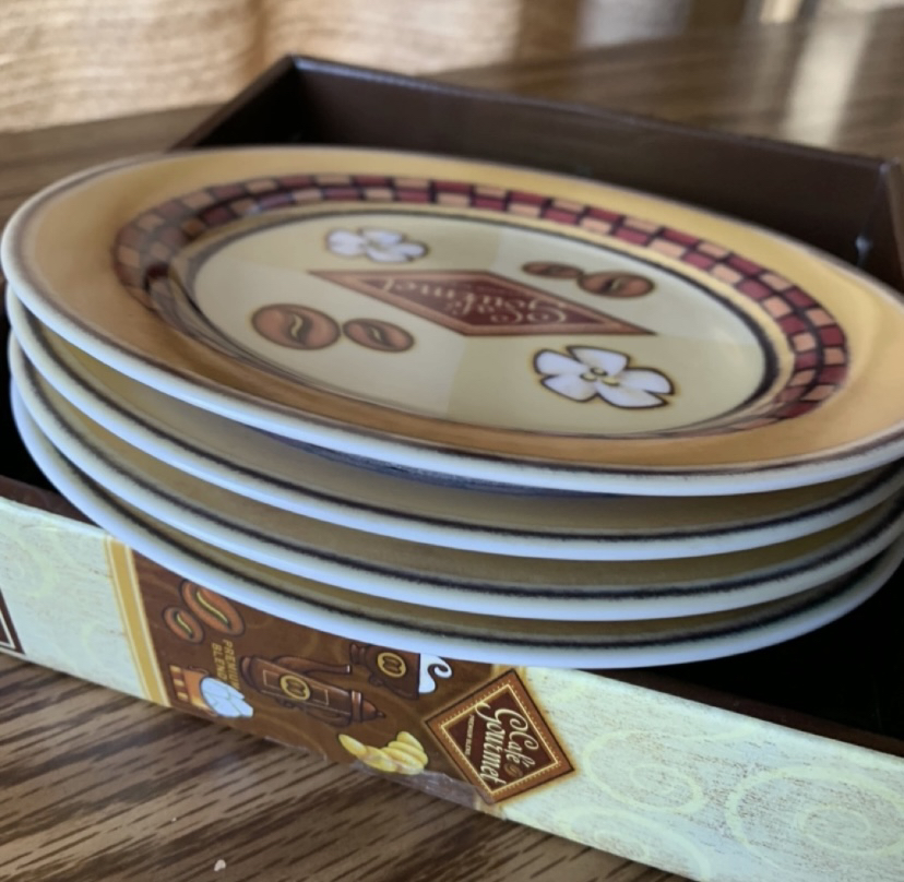 Brand new nice plates’ sets - photo 2