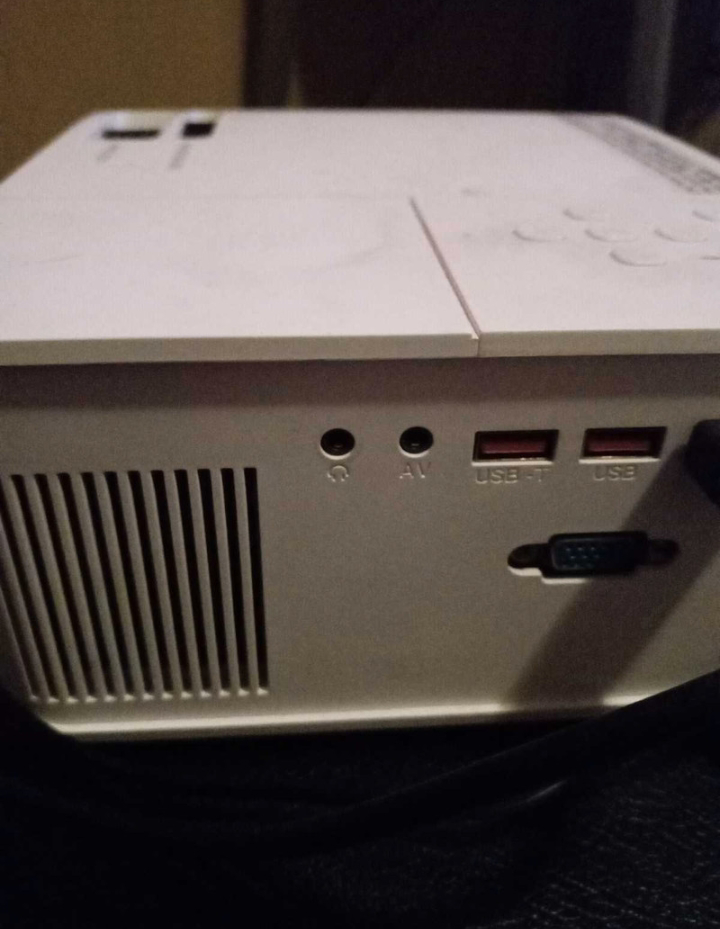 Projector with remote - photo 5