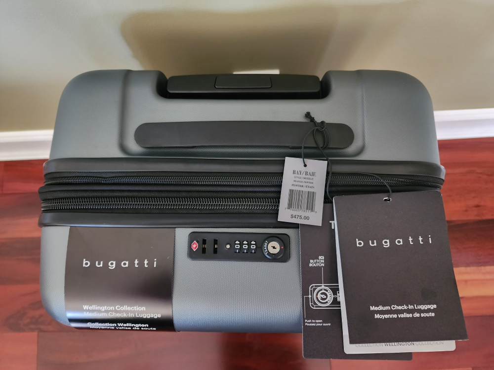 Bugatti medium size luggage - BNIB with tags - photo 2
