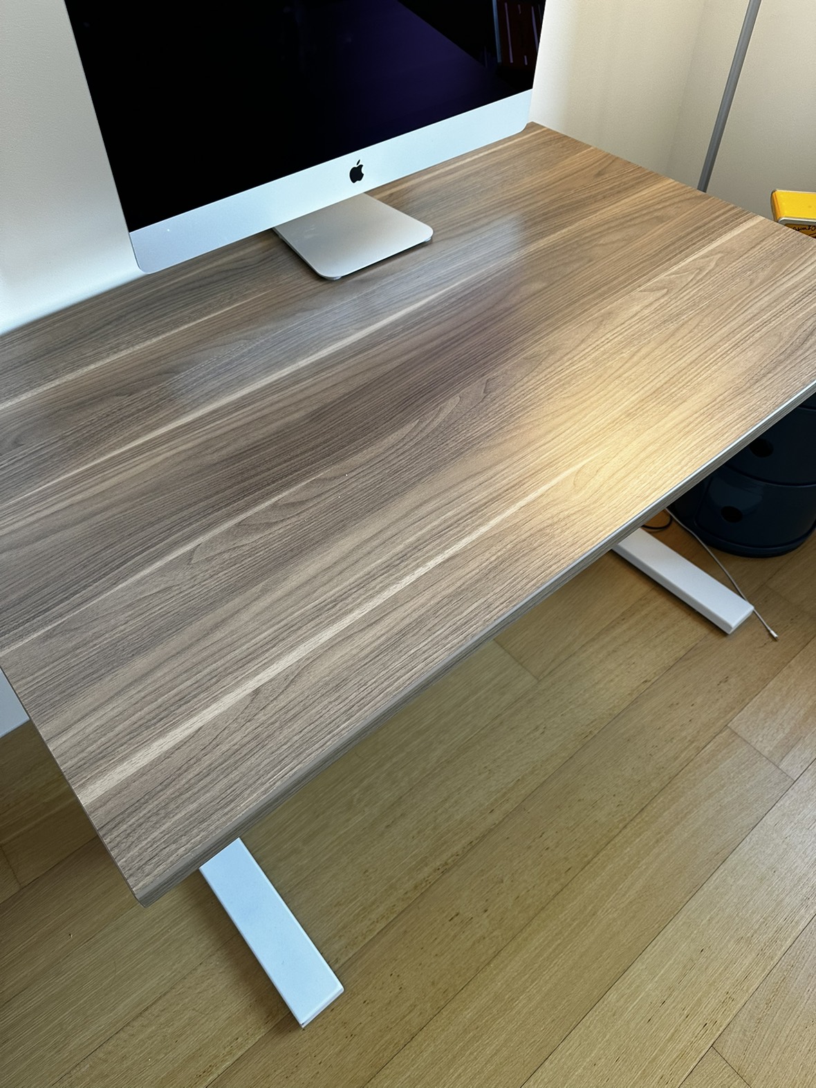 Steelcase sit/stand desk $650(originally $1019) almost new - photo 3