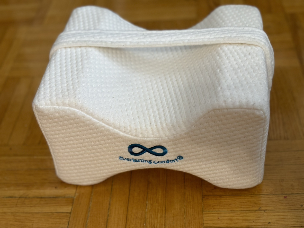 Everlasting comfort knee pillow - photo 3
