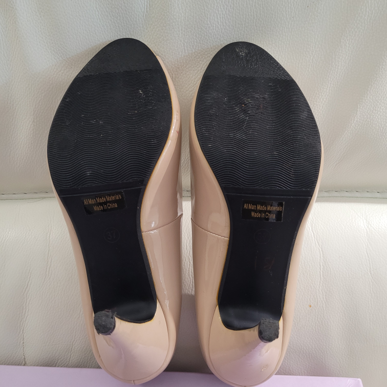 Nude peep toe patent pumps (day 7) image indicator(7)