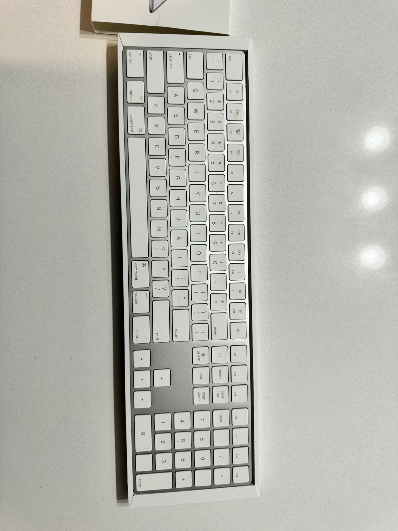 Magic Keyboard - photo 2