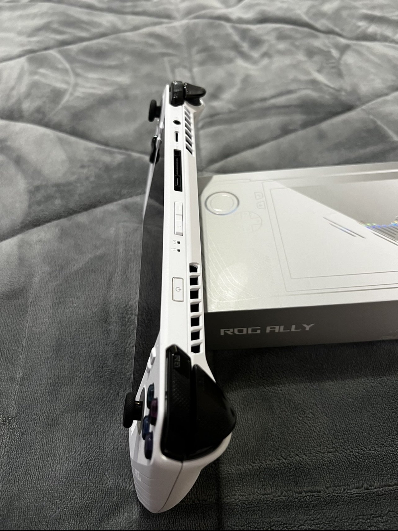 ASUS ROG ALLY 7" - photo 3