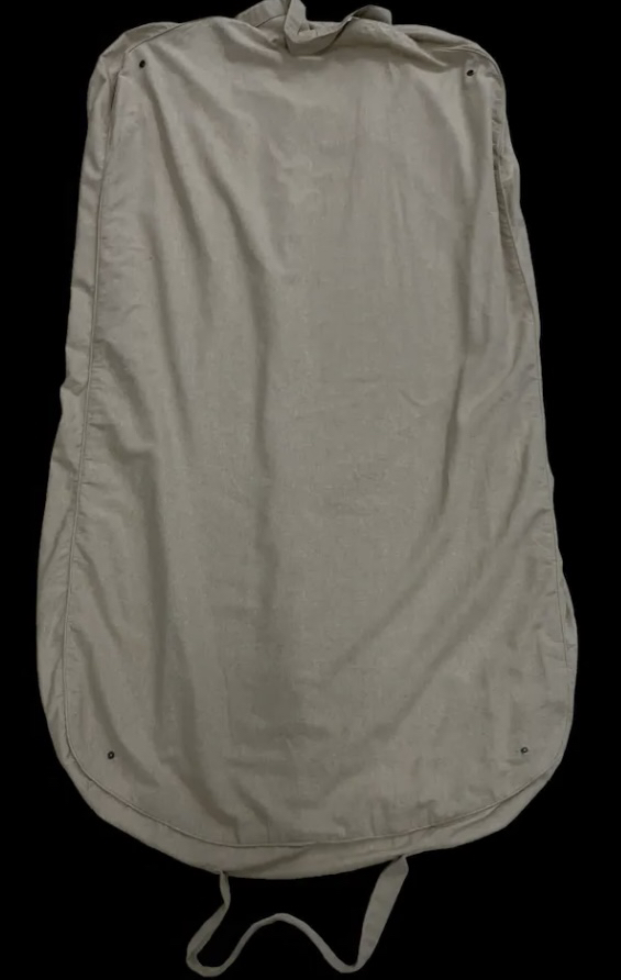 Designer garment bag image indicator(3)