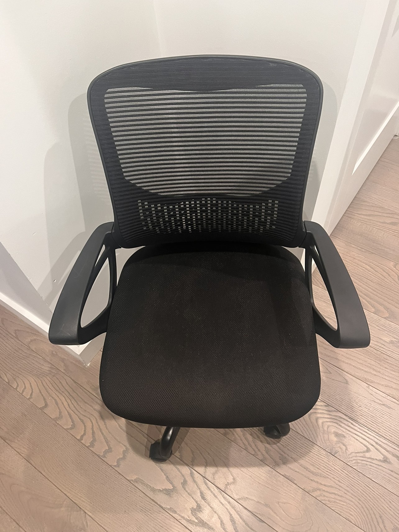 Black Desk Chair