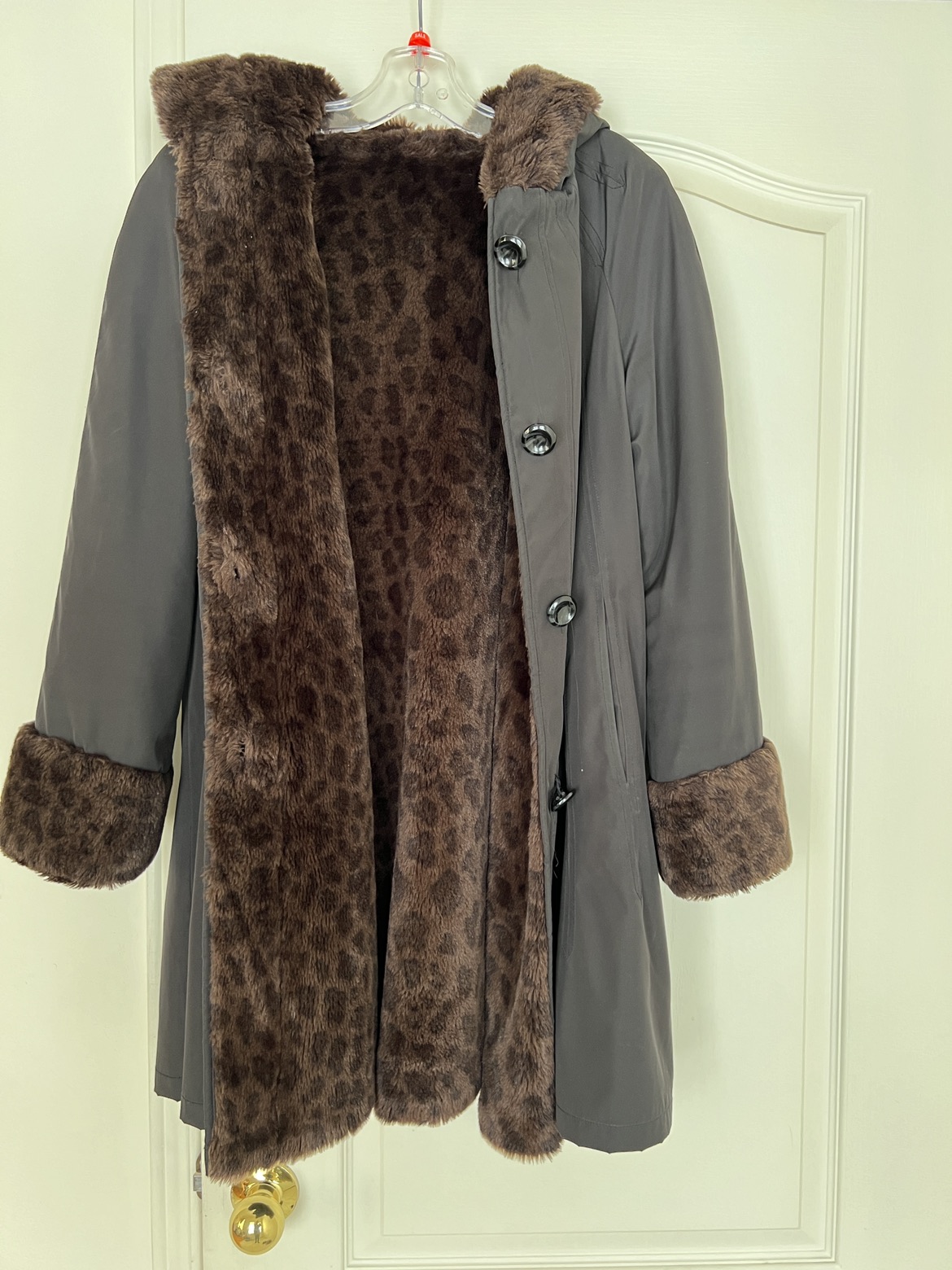 Vintage Winter Coat - Medium🥕 image indicator(2)