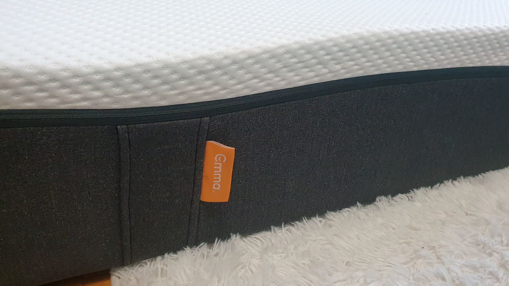 Emma CliMax Hybrid Mattress - Queen | 60" x 80" thumbnail