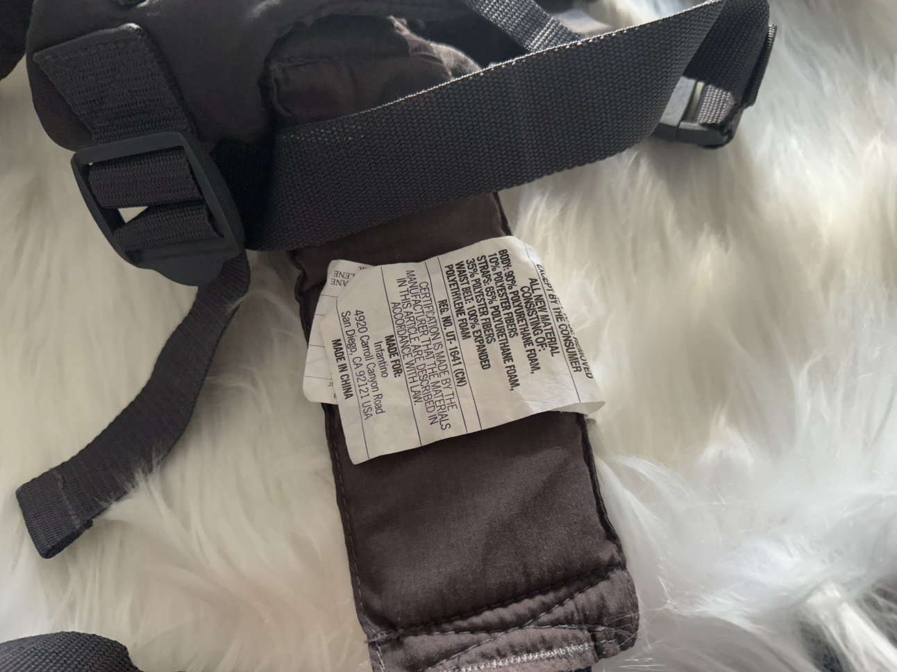 Infantino baby carrier -lightly used - photo 4