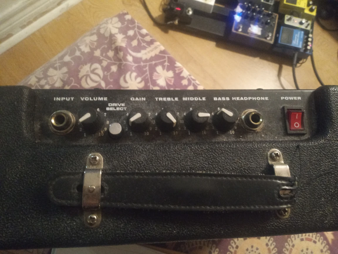 Tiny Practice Amp: Sawtooth (Good Condition) - photo 2