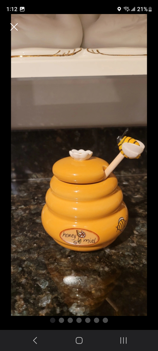 Ceramic Beehive Honey Pot And Wooden Dipper Honey Jar With Lid - photo 3