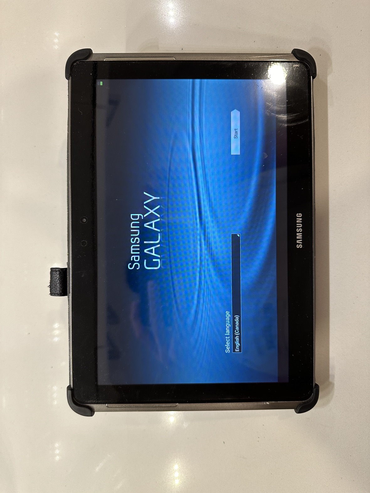 Samsung Galaxy Tab 2 10'1" GT-P5113 Tablet 16GB w/ black case thumbnail