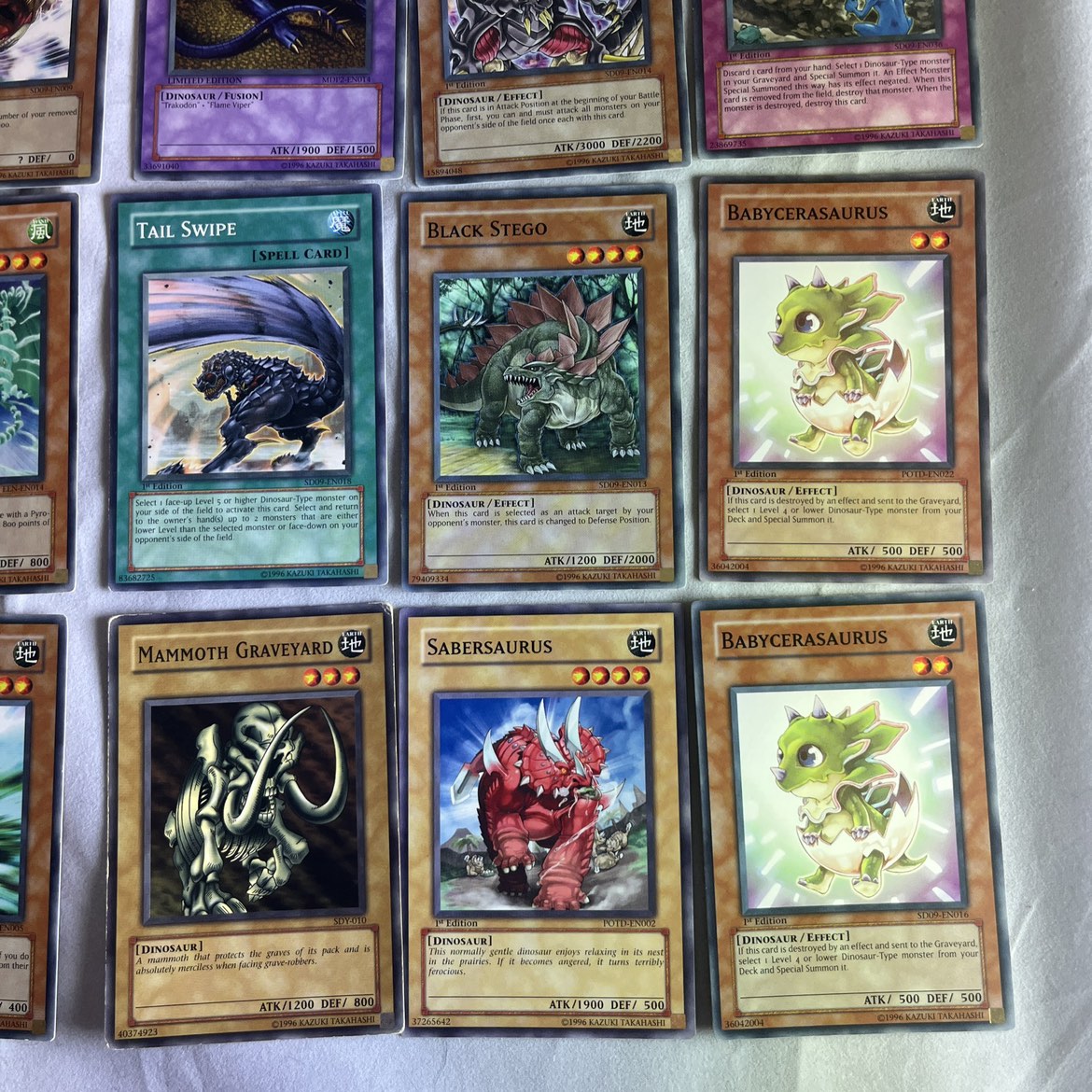 YuGiOh Dinosaur Lot - 1st Edition Playable Deck trading cards image indicator(4)