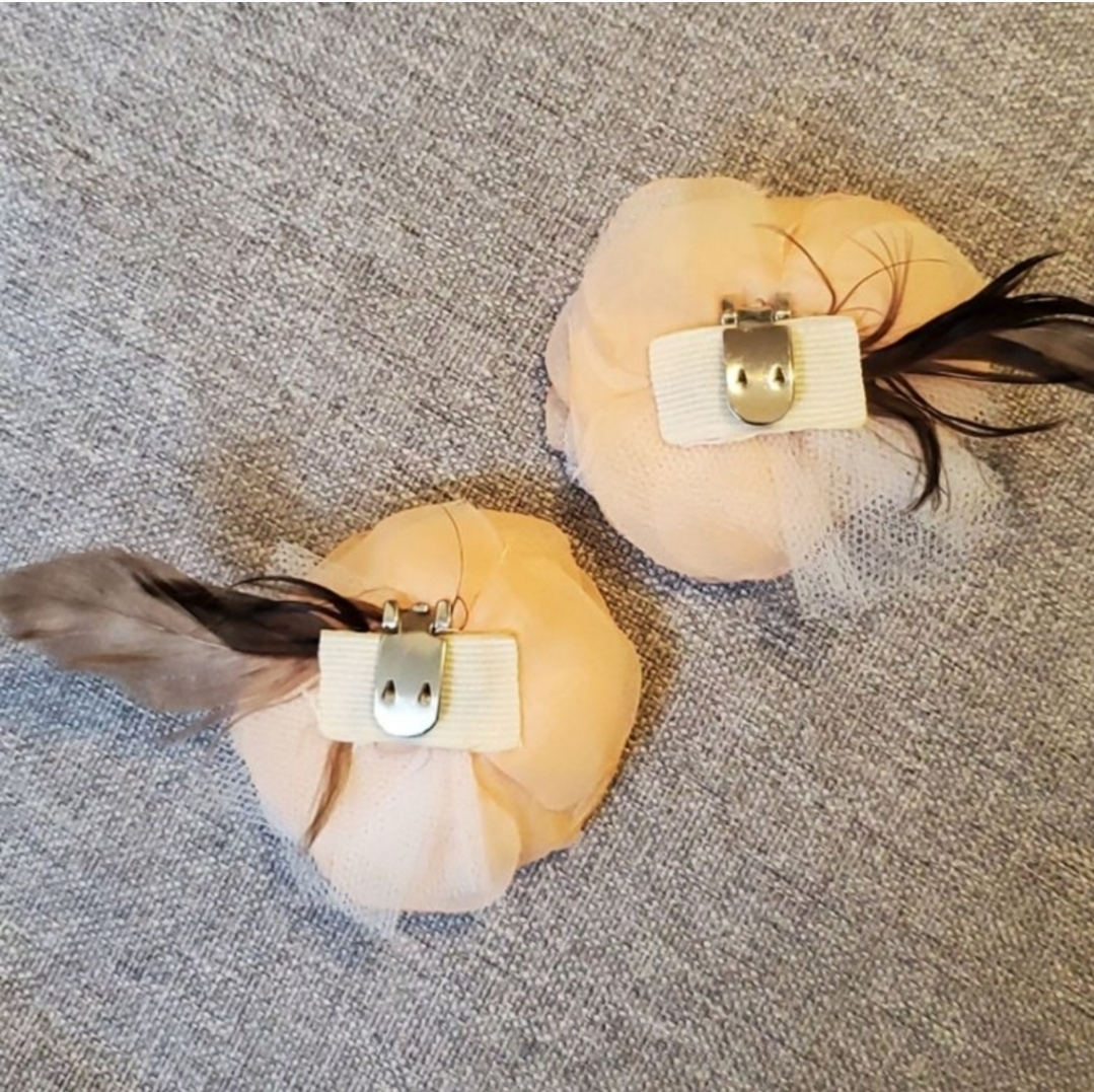 Peach & Pearl Vintage Handmade Shoe Clips image indicator(3)