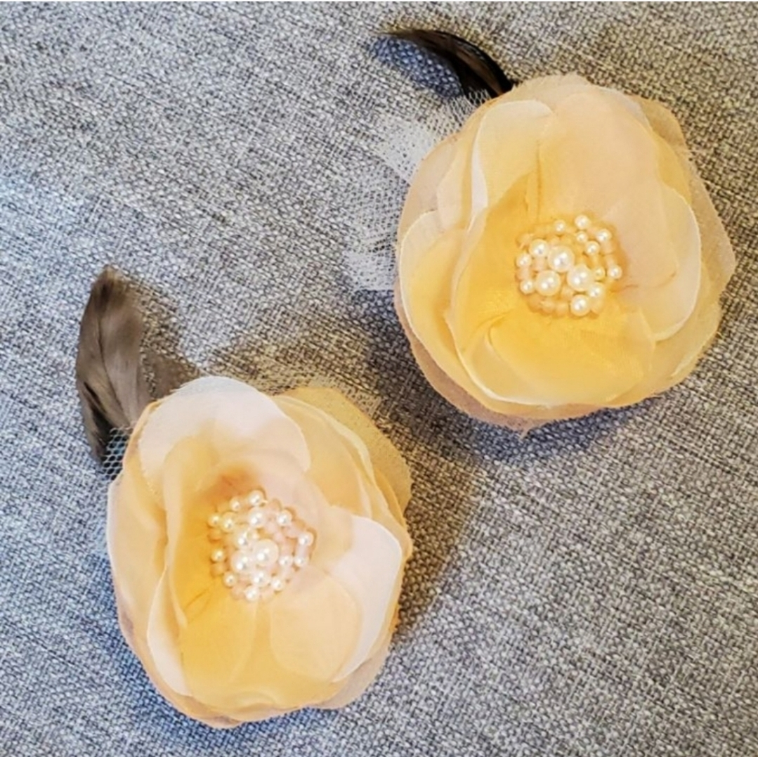 Peach & Pearl Vintage Handmade Shoe Clips image indicator(8)