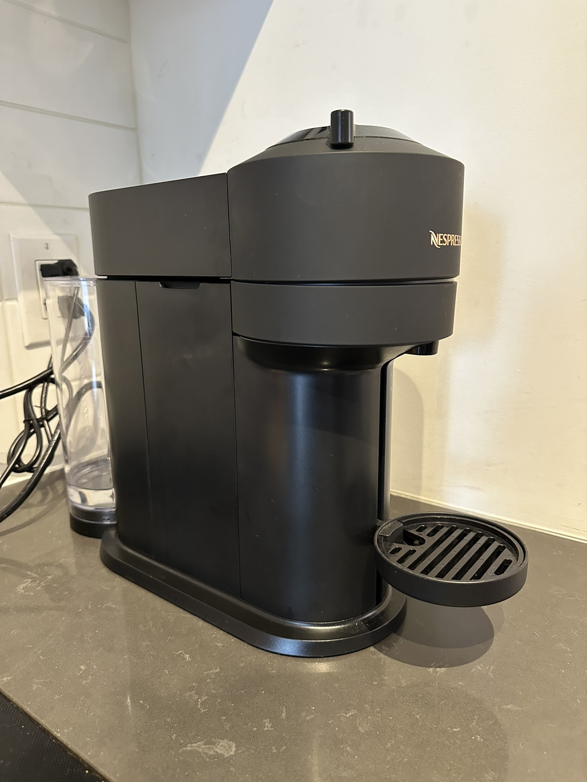 Nespresso Vertuo Next Coffee Machine - photo 3