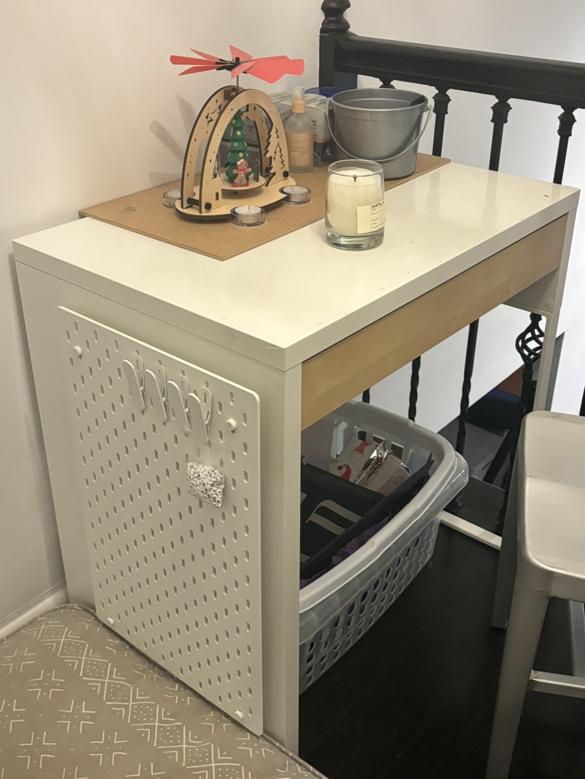 Ikea Desks- Only small one left - photo 4