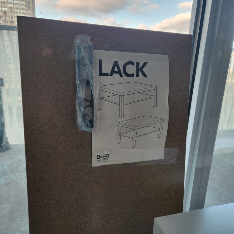 ikea LACK white table - photo 2