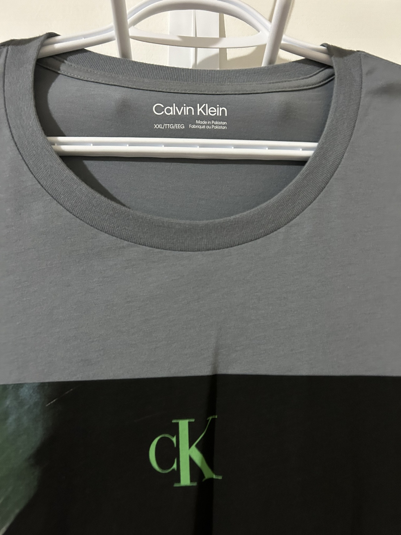 Calvin Klein Men’s T-Shirts image indicator(3)