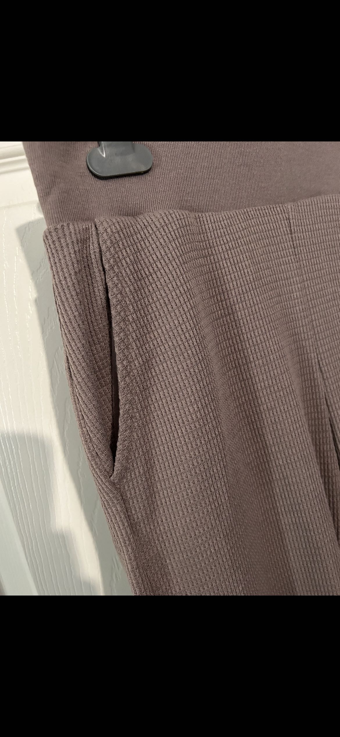 Ardene waffle joggers size small image indicator(2)