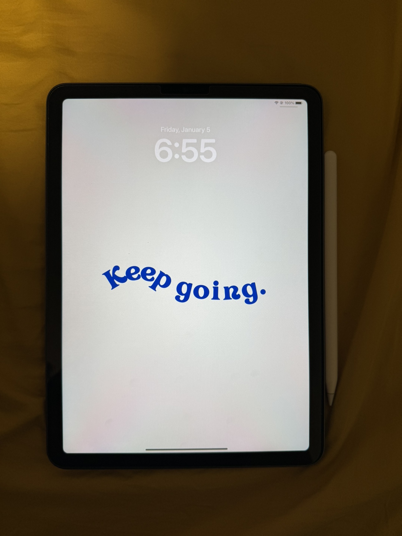 IPAD AIR - 5TH GEN W/ APPLE PENCIL 2ND GEN thumbnail