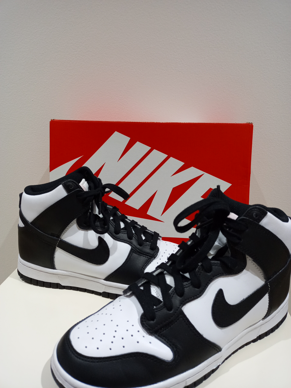 Panda dunks high 9.5