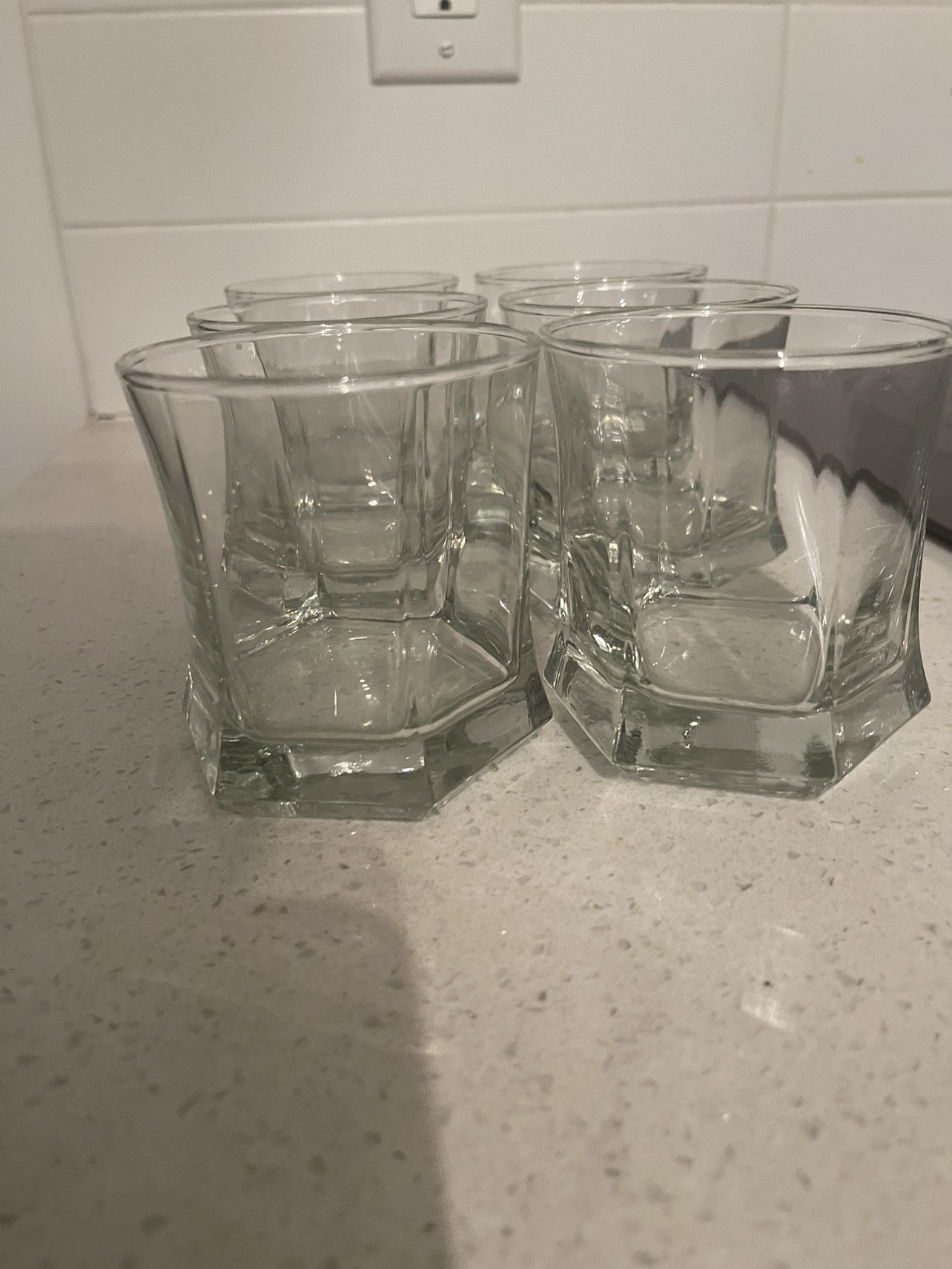 6 whiskey glasses image indicator(2)