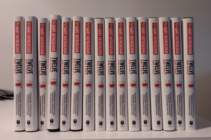 Gary V. Business Books (new, bulk) image indicator(2)