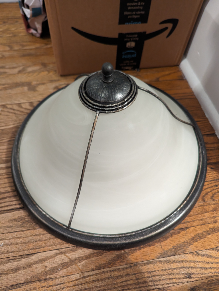 Ceiling light #freecycle thumbnail