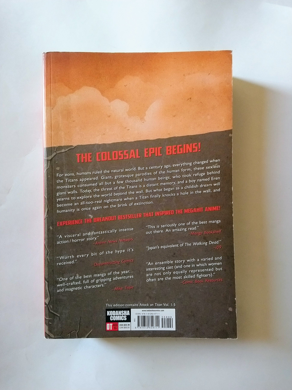 Attack on Titan: Colossal Edition vol 1 - photo 3
