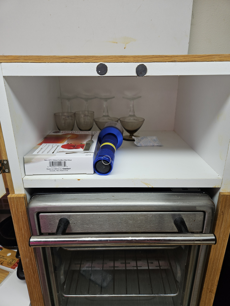 miniature kitchen with real oven, cookware amd working sink - photo 3