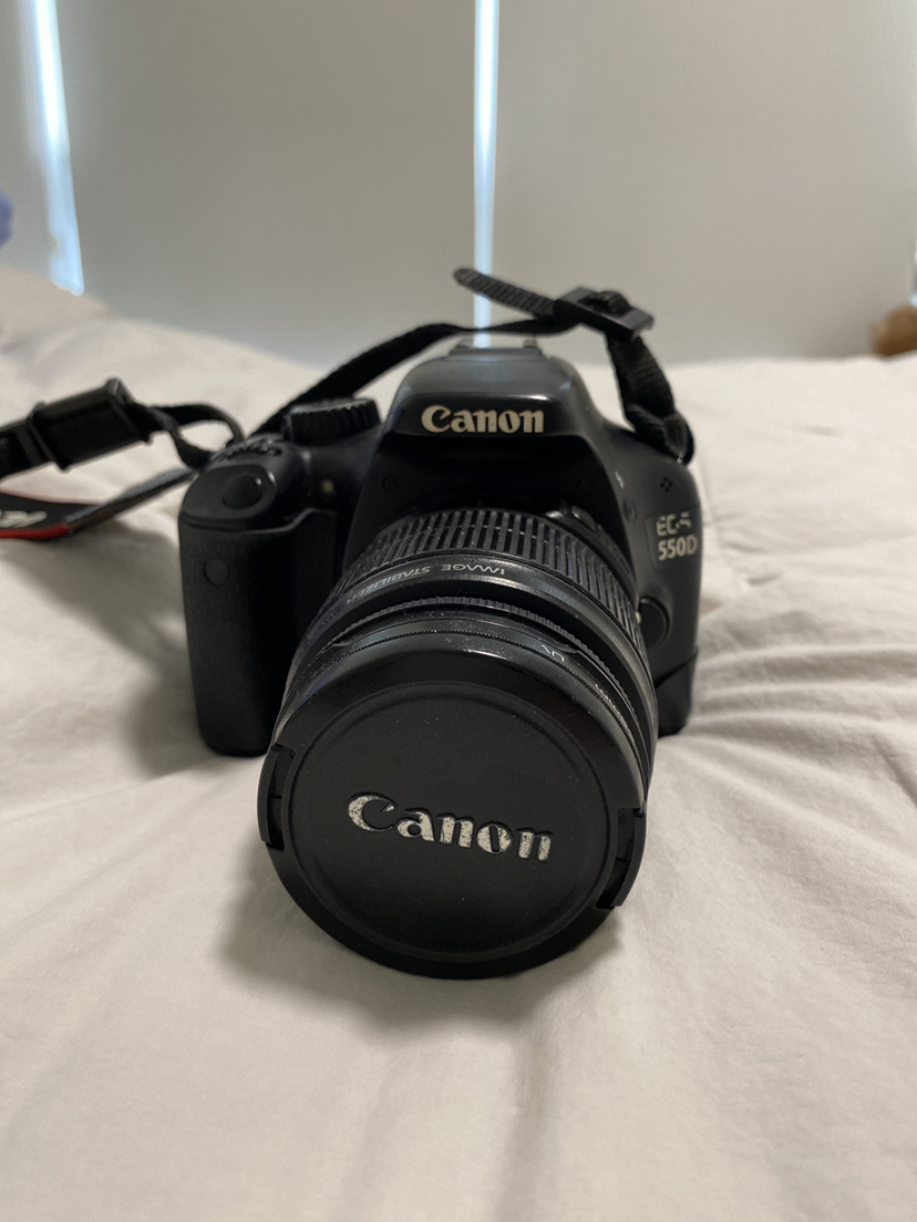 Canon EOS 550D - photo 2