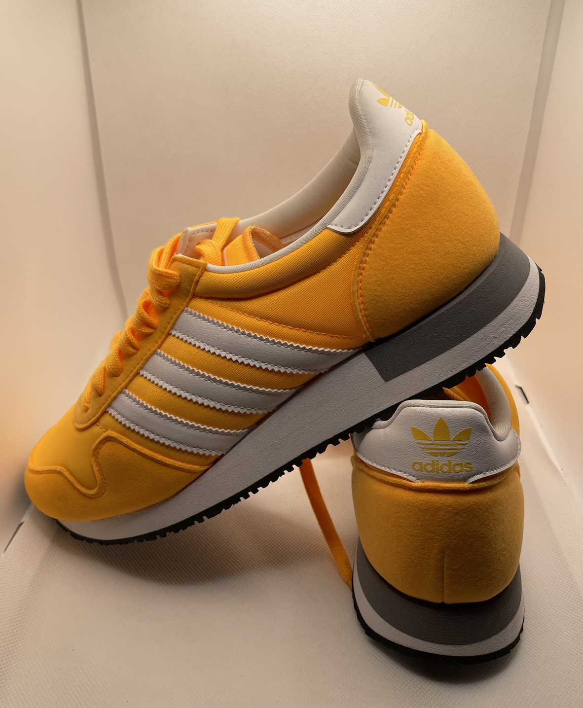 Adidas sneakers - photo 3