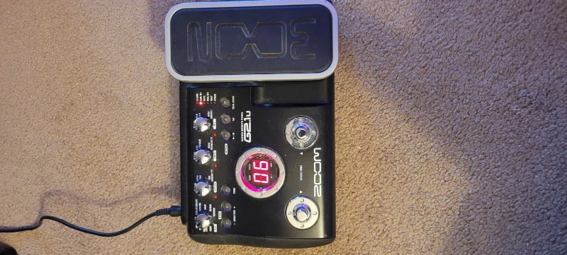 ZOOM G2.1u Multi-Effects Guitar Pedal  - no power cord thumbnail